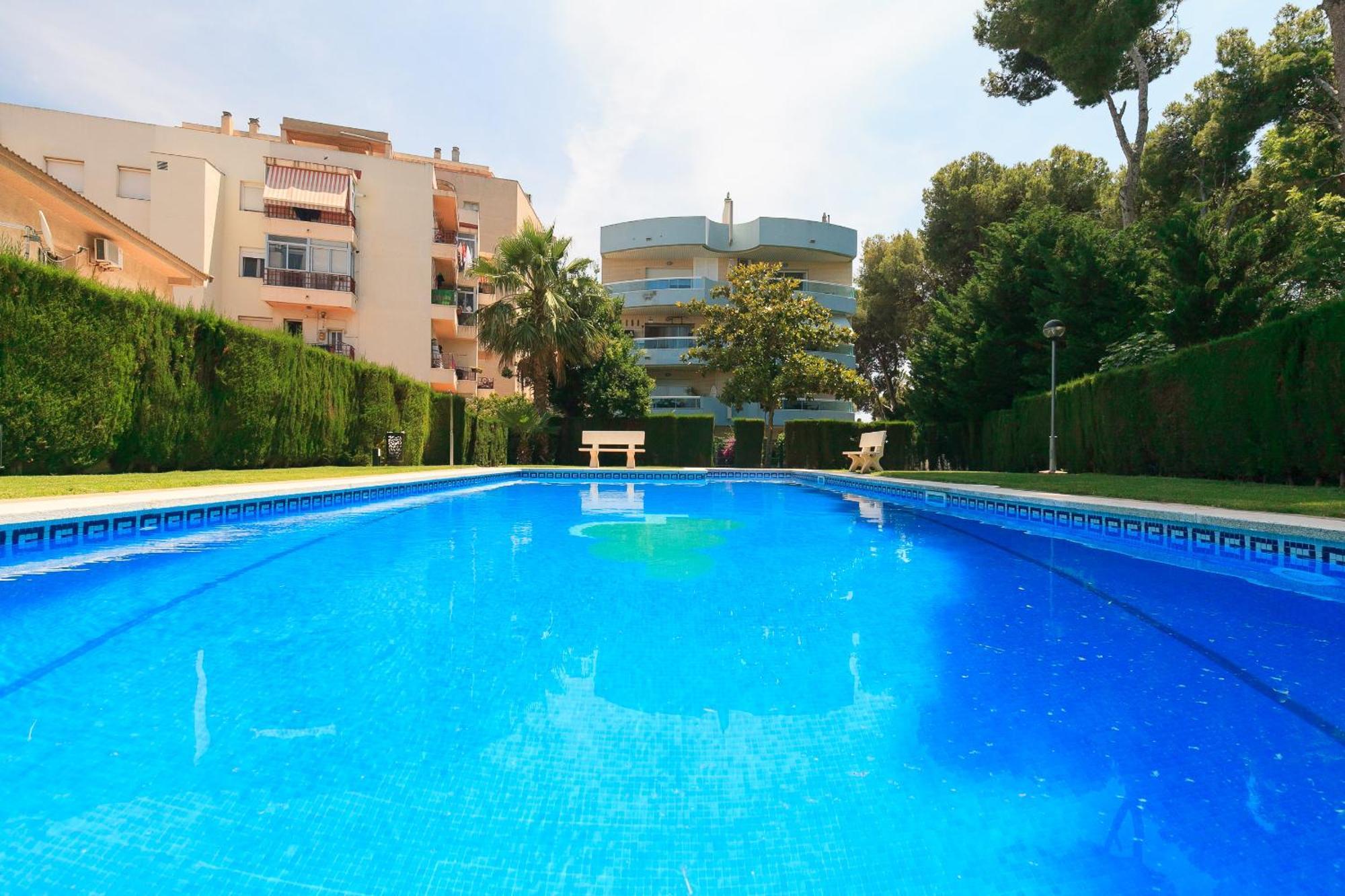 Uhc Els Pins Apartments Salou Extérieur photo